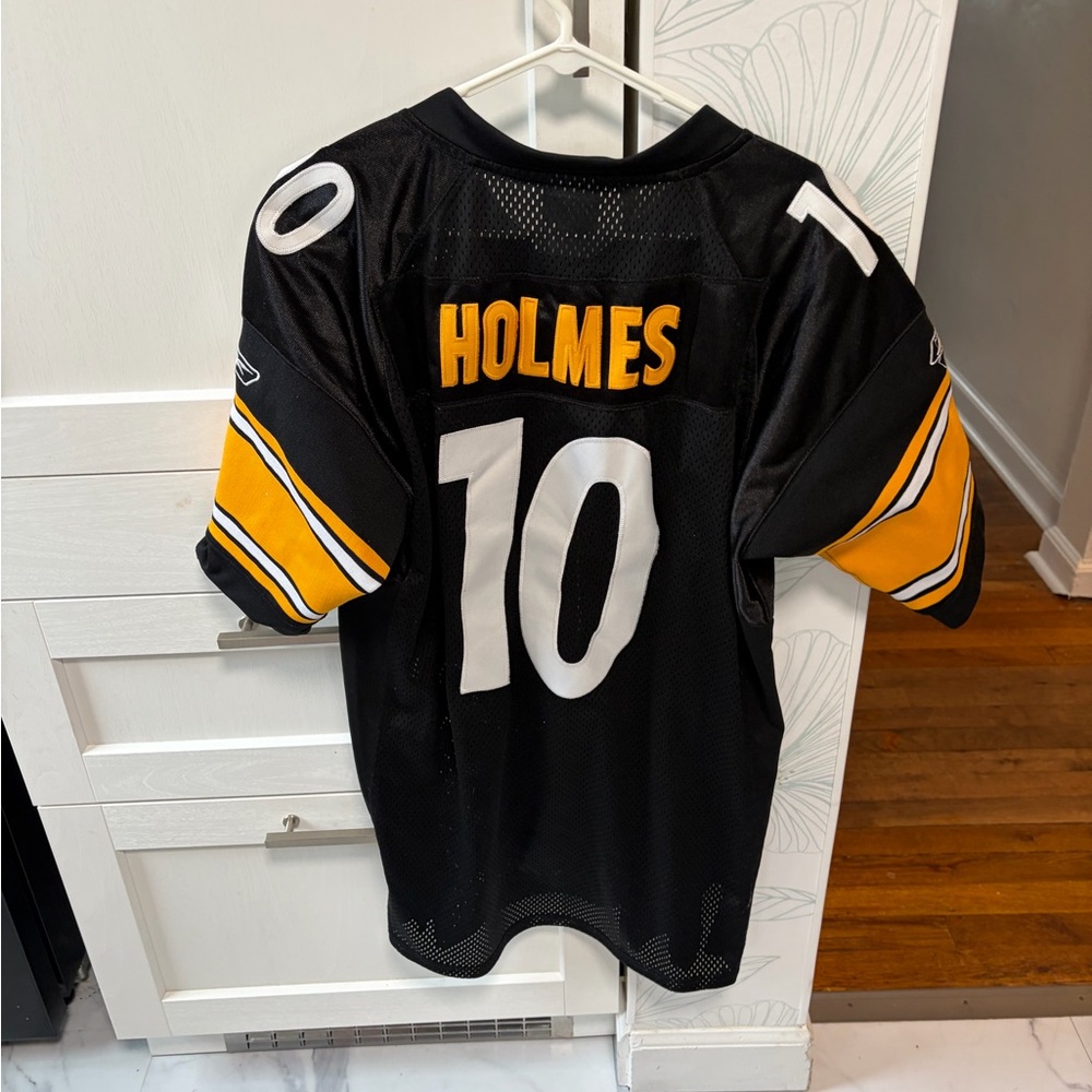 Steelers Jersey. Fits about a men’s large